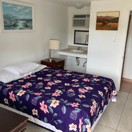 Riviera Motor Lodge Atlantic Beach Экстерьер фото