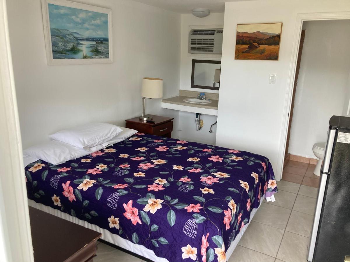 Riviera Motor Lodge Atlantic Beach Экстерьер фото